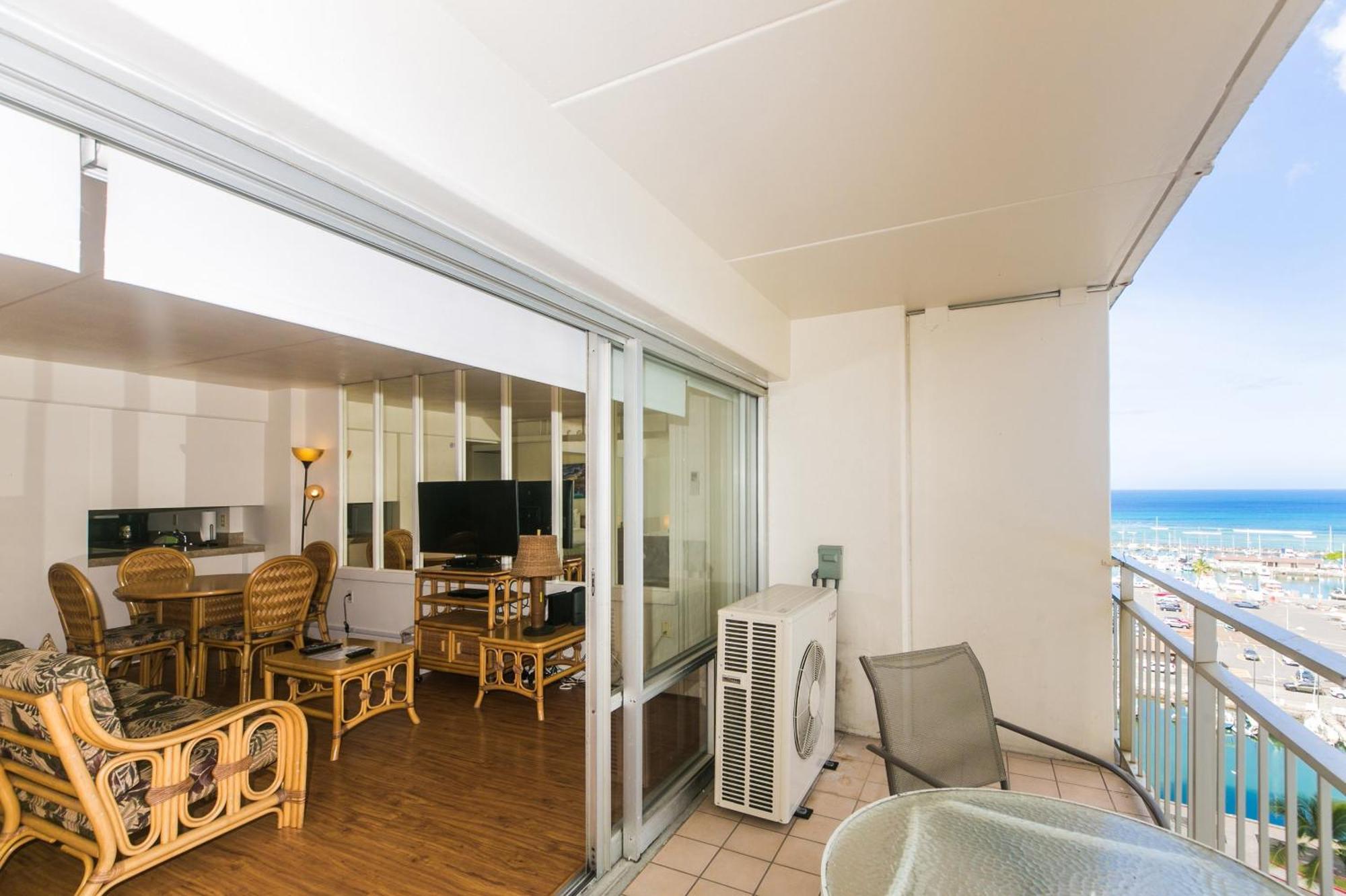 דירות הונולולו Ilikai Tower 1127 Yacht Harbor View 1Br מראה חיצוני תמונה